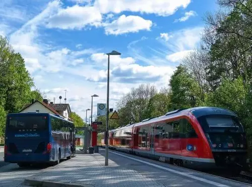 Bus und Bahn | Verband Deutsches Reisemanagement e.V. (VDR)