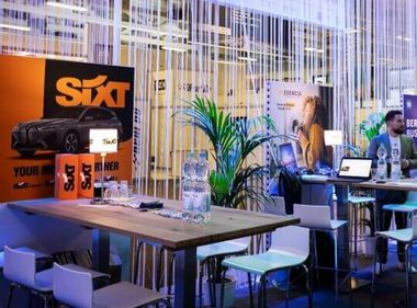 Beispiel Hochtisch in der HoBT Lounge | VDR-Sponsoring