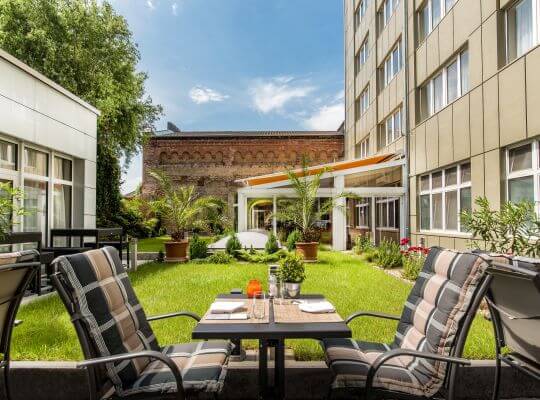 Best Western Plus Hotel Delta Park Mannheim, Terrasse | VDR-Gastgeber